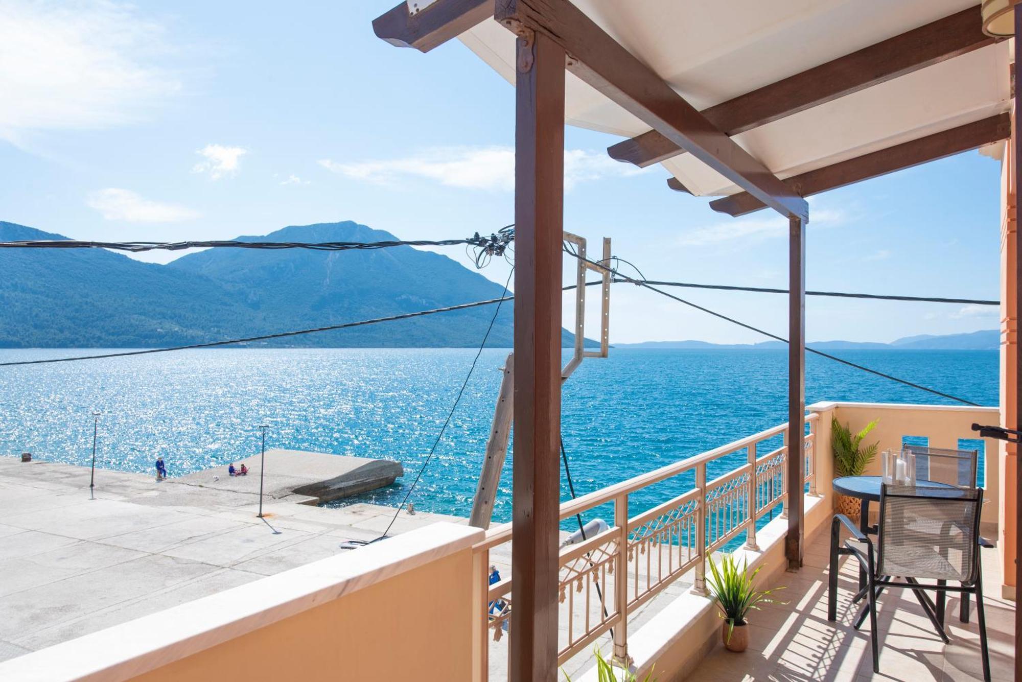 Ostrella Hotel - Luxury Rooms Митикас Экстерьер фото